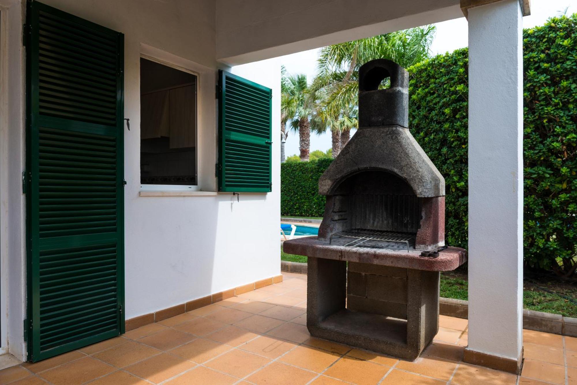Apartchalet Villas Elvira. Villa A Son Carrio  Bagian luar foto