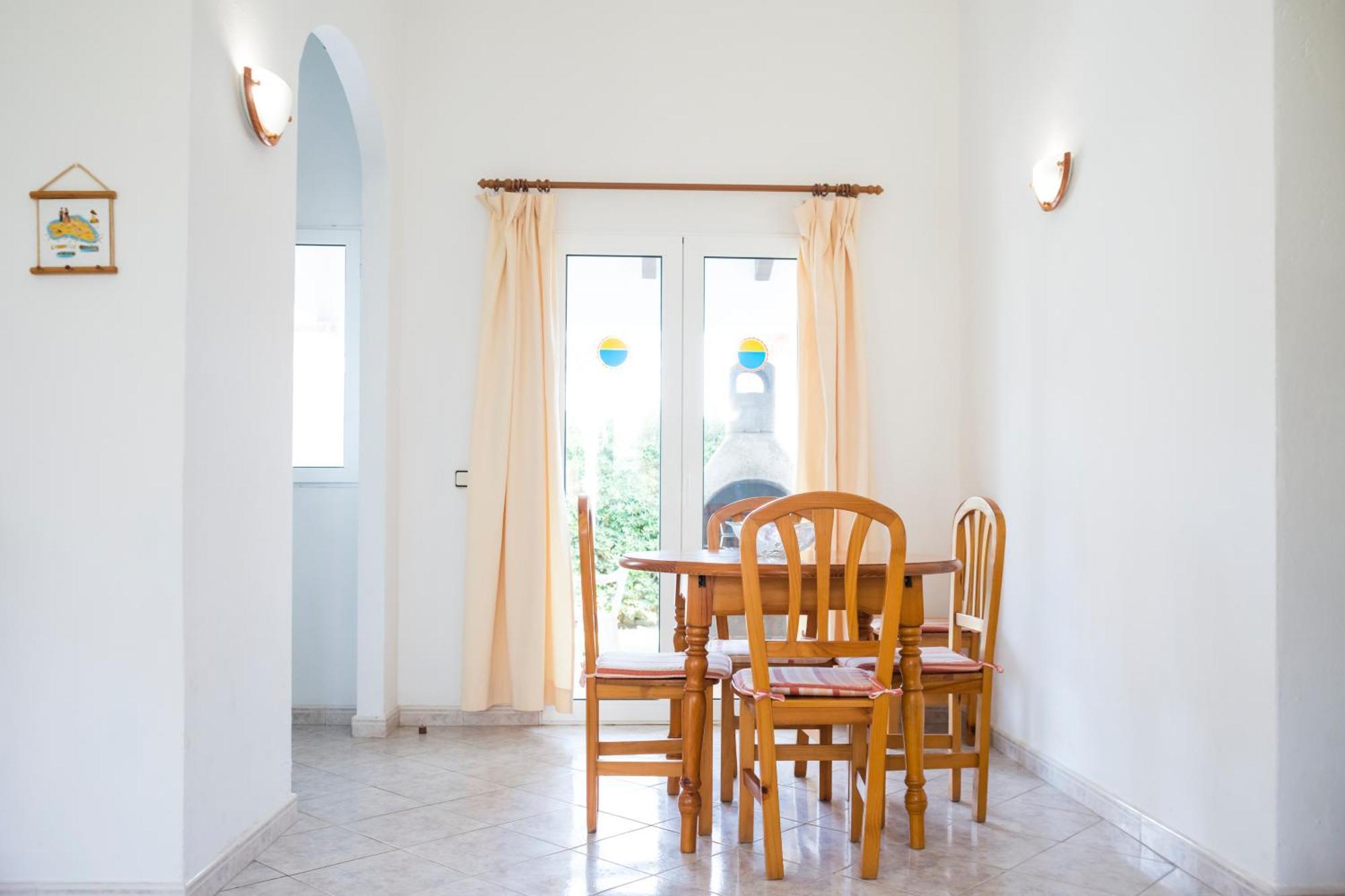 Apartchalet Villas Elvira. Villa A Son Carrio  Bagian luar foto